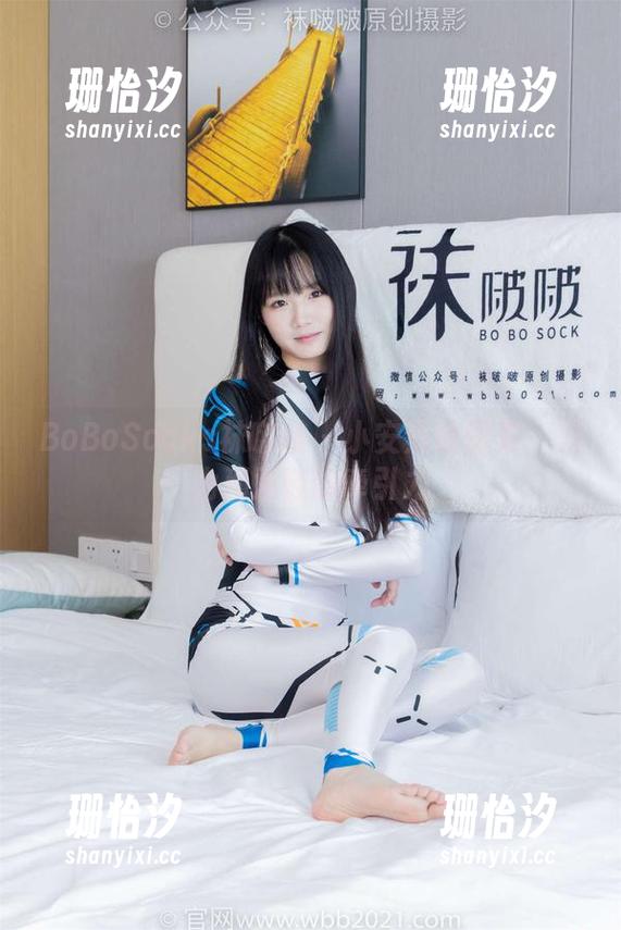 BoBoSocks袜啵啵-小安 BoBoSocks袜啵啵 - 小安黑丝图集:只为那双鞋的牵引力