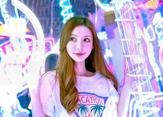 Feilin嗲囡囡 - 流氓小巫女更新图包，毛衣让你直呼‘这才是时尚’！