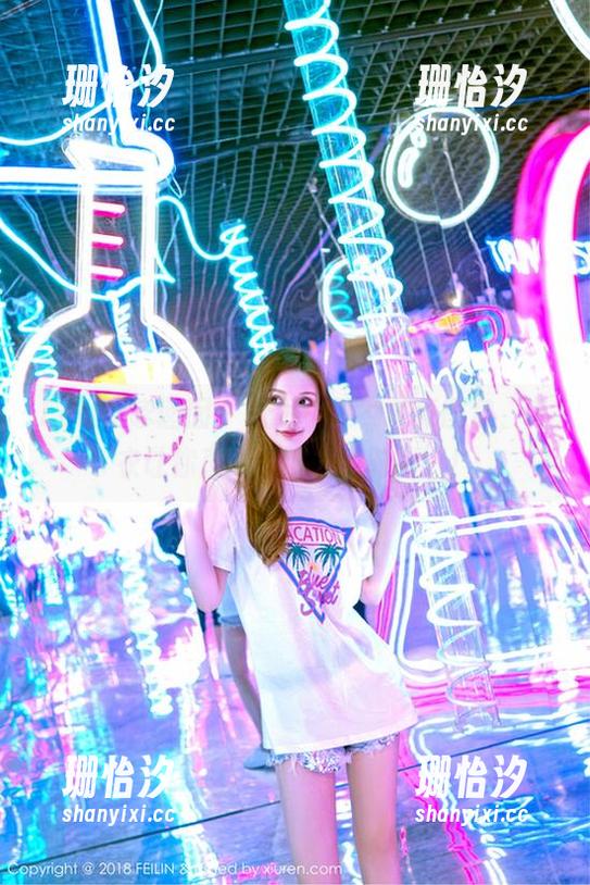 Feilin嗲囡囡 - 流氓小巫女更新图包，毛衣让你直呼‘这才是时尚’！