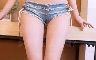 GIRLT果团网 - 蜜桃Q妹儿的私拍爱好：被“日常”这种简单定义了，她究竟还有多少不为人知呢？