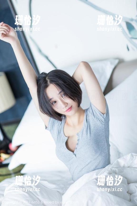IMiss爱蜜社 - 一探Yannie的写真，图上图下暗藏秘密