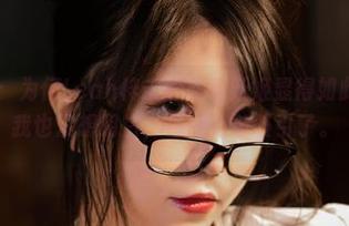 定制写真：为何Leah梓未的蓝色妖姬显得如此...迷离？我也没想明白，但就是被吸引了。
