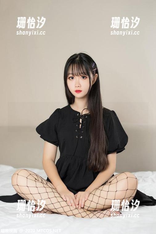 这份图集分享，喵糖映画又给了我们一个别样的JK制服梦。