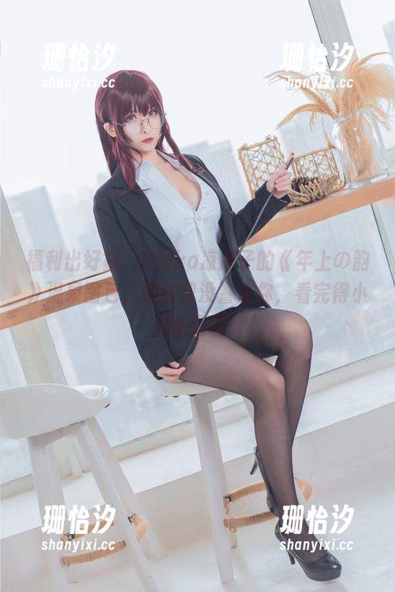 Rioko凉凉子 福利出好货,Rioko凉凉子的《年上の韵》温泉图包,别说我没警告你,看完得小心走路哦!