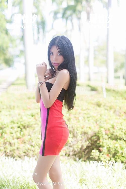 TGOD推女神-黄歆苑chobits TGOD推女神 - 黄歆苑chobits的比基尼写真,让我想起了......那个夏天。