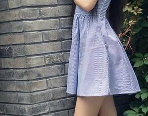 TouTiao头条女神 - 职业装全套你值得拥有，曲佑熙让人不想停下下载。