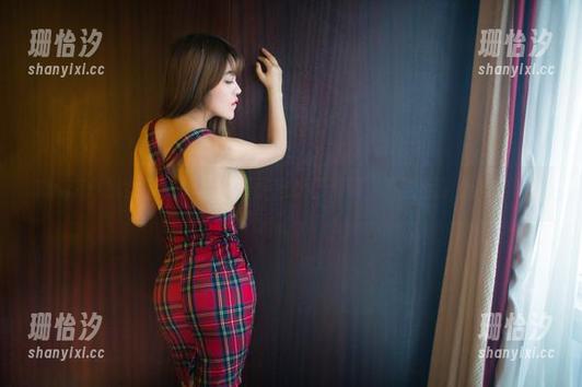 TuiGirl推女郎 - 何奕恋长腿网盘已开通，下载后请小心走路！