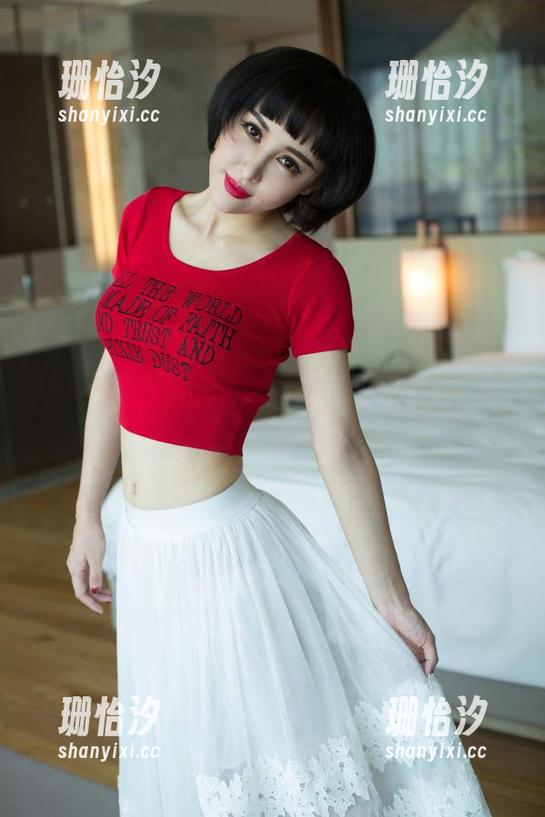 UGirls尤果网 - 校服里的软萌少女，谭晓彤美图图集在线待宰！