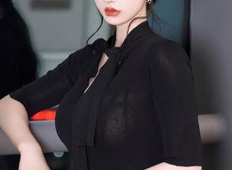 Xiuren秀人网 - 天台上的Lucky沈欢欣合集，是浮光掠影还是深邃内涵？