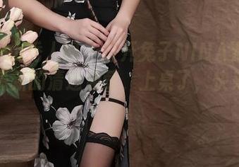 Xiuren秀人网 - 打开兔子NINA夏日图库，最新的清莲油荤，上桌了，快来排队！