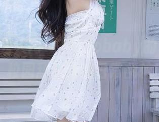Xiuren秀人网 - 周jojobaby的私房校服，校园甜甜圈的日常翻转！
