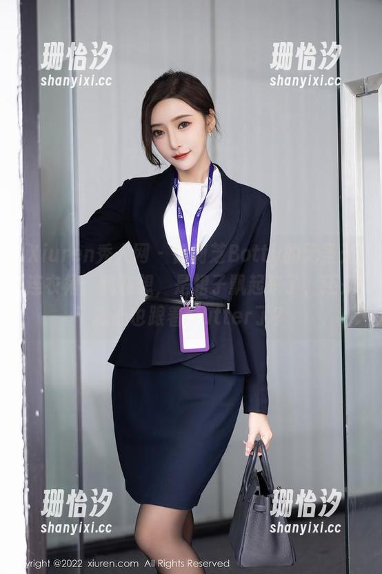 Xiuren秀人网 - 徐莉芝Botty的无圣光连衣裙：我在想，是裙子飘起来了，还是我心也跟着flutter了？