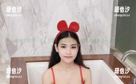 YouWu尤物馆-李宓儿 YouWu尤物馆 - 看!李宓儿高跟鞋中的优雅竟还夹杂一点小尴尬。