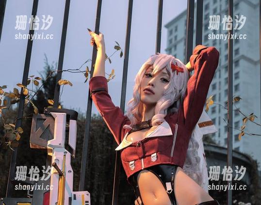 eliza喵喵的最新写真曝光：雷电女仆的趣味伪装大揭秘