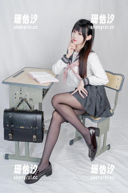 无圣光下，miko酱ww的制服缠绵记图集