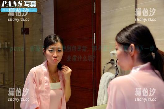 pans - 听说卡卡的天使图包更新，等不及了，谁能猜她下一步会做什么呢？