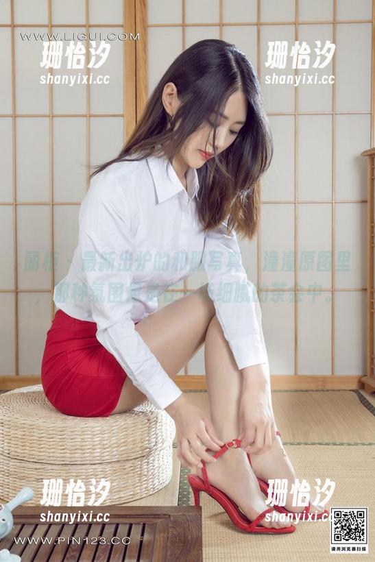 丽柜-潼潼 丽柜 - 最新出炉的和服写真,潼潼原图里,那种氛围像是在一场细腻的茶会中。