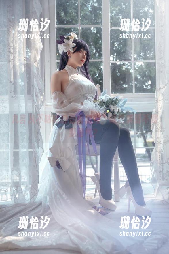 九言从不咕咕 九言从不咕咕的蕾姆旗袍,谁说美丽不需要勇气?
