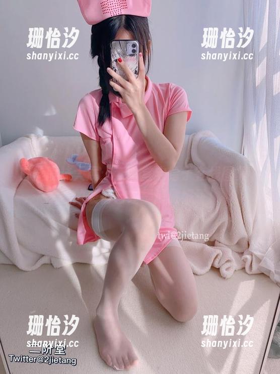 白丝段袜大展：二阶堂宅绘子在线图集，我的表情已经提前做好了！