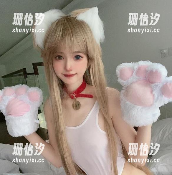 倦倦喵 最新写真:倦倦喵的巫女形象,你以为可爱,结果却有点审美疲劳?