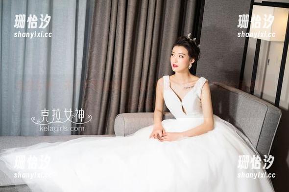 克拉女神 - 关于芊芊的拍摄，我只想说：这种棉袜组合值得收藏成壁纸！