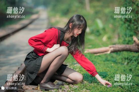 兔玩映画 兔玩映画资源:在草莓的碎片里遇见恶魔女孩