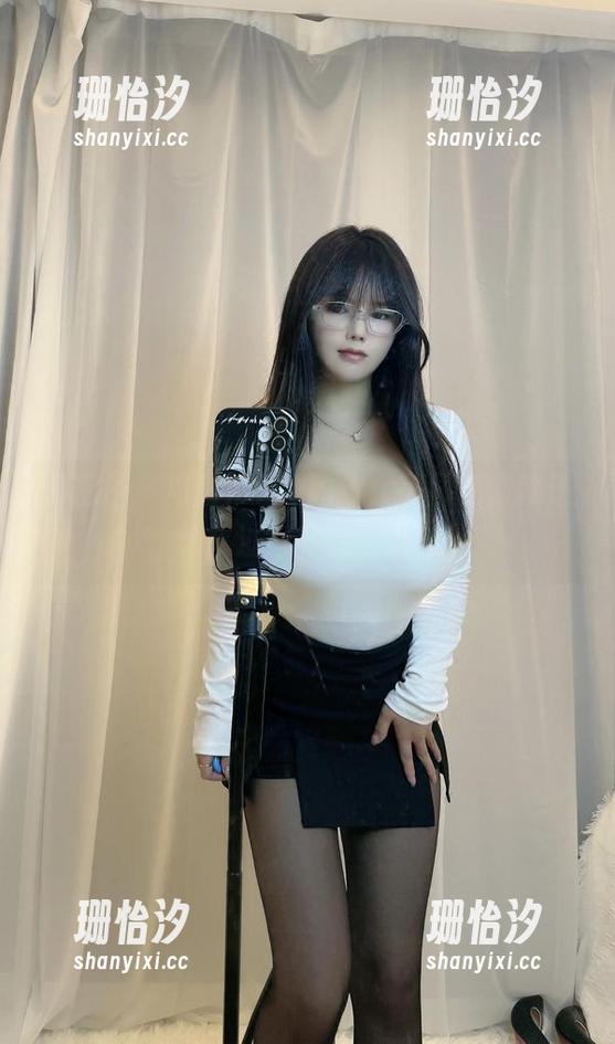 微密圈 - 可馨juicy豹纹：美图更新就送，审核过程完全无责任！
