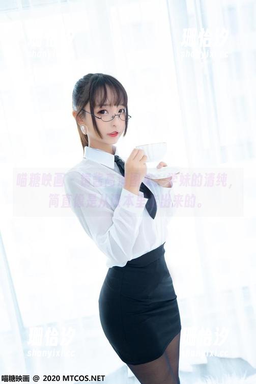 喵糖映画 - 镜酱高清图集：学妹的清纯，简直像是从课本里走出来的。