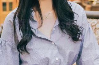 头条女神 - 嘿！娜露的selena，居然让我一不小心停留太久了