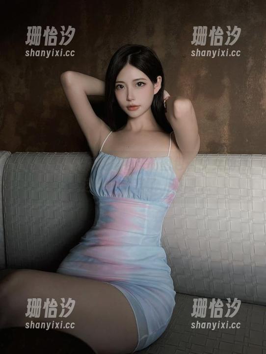 微密圈 - 一窥妮是老虎的图包，少女的背影就这么被分享了，啧啧....
