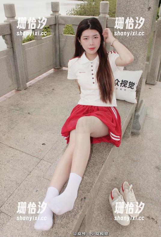 小众视觉 - 思姐带你飞：空姐写真图库的趣味航程！