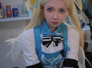 小和甜酒白衬衫写真，要不要拿出你的网盘坐等更新？