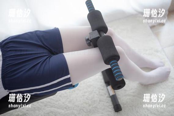 少女秩序 少女秩序的图片,过膝白丝和牛仔短裙,下载时就等着灵感爆发吧!