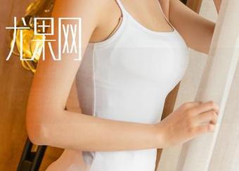 尤果网 - 图库警告！朱赢带我们飞起，天使竟然隔着屏幕向我眨眼！