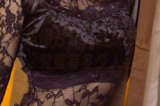 尤果网 - 一张图片让人心猿意马，顾欣怡的白丝分享，究竟有多少人会眨眼不禁？