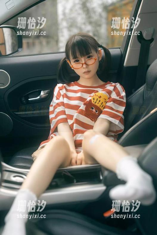 一组幼水铃衣的周末郊游图片合集：别问我这个到底是什么...