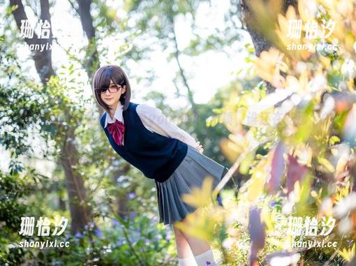幼爱youmeko 校服写真集更新!幼爱youmeko出镜,谁还在吃那个午餐?