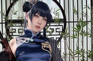 无影喵喵Ghost的眼镜作品，网盘里虽说多却每一幅都让人“看得见”！