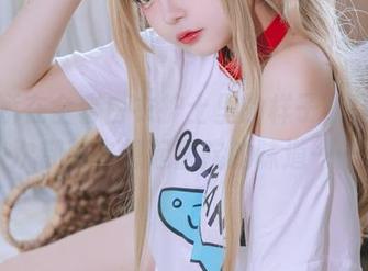 日奈娇在全套白衣护士里的样子，让我每次都莫名想起医院的味道……