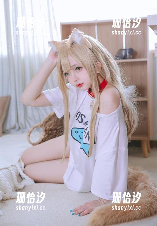 日奈娇 日奈娇在全套白衣护士里的样子,让我每次都莫名想起医院的味道……