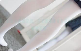 森萝财团 - 白丝与青春交织，卉子的写真《与篮球无关》真让人琢磨不透。