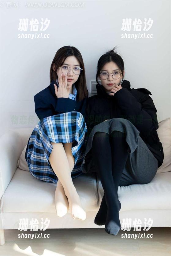 物恋传媒-嘟嘟 物恋传媒 - 裸足图集里的每一张都是一种惬意,嘟嘟你是怎么想的?