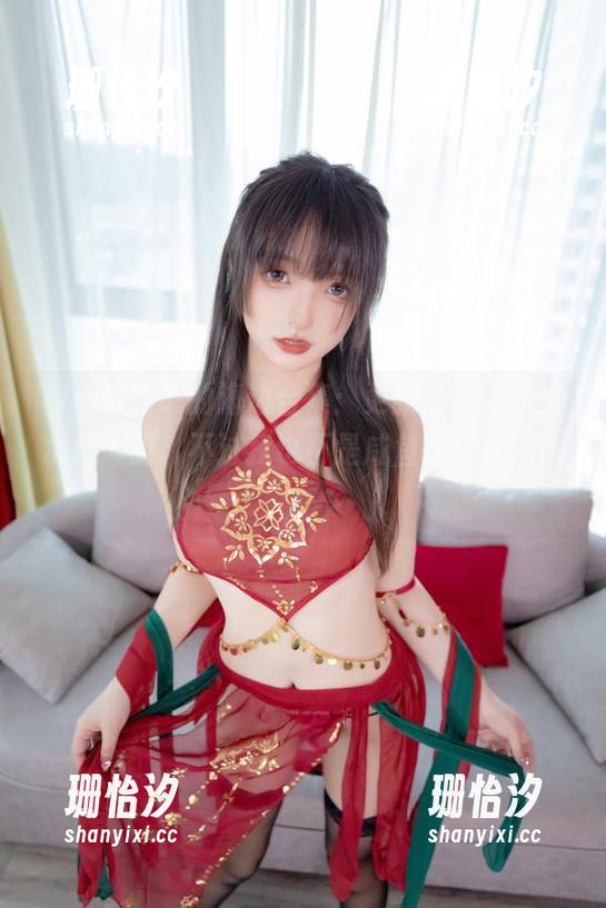 神乐坂真冬 神乐坂真冬的海边合集:更新了,虽然海水是咸的,不过我也不是咸鱼啊!(大概)