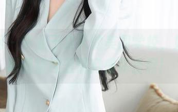 秀人网 - 毕业于夏天的美图学校，奶瓶土肥圆矮挫丑黑穷盛装出席！