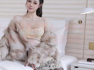 秀人网 - 网袜独占鳌头：朱可儿Flora的最新美图，可以抗拒吗？