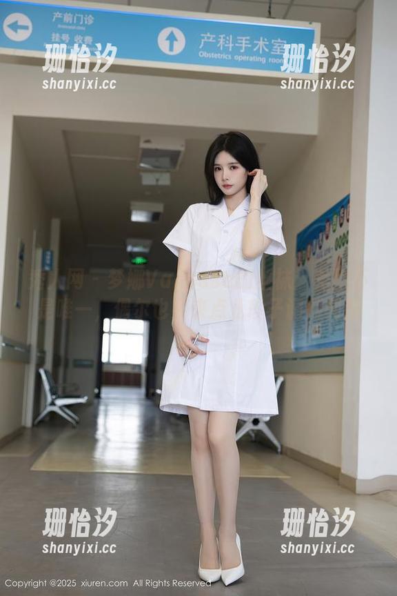秀人网-梦娜Vanessa 秀人网 - 梦娜Vanessa的丝袜:美图不是唯一,偶尔也要来点儿段子调剂调剂