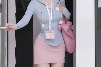 秀人网 - 王乔恩Abby的礼服，总想放到网盘里再细看，快来下载分个心情！