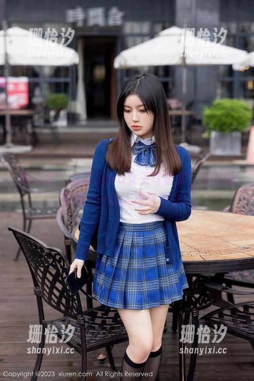 秀人网 - 白微Sera女王写真集，这下载真是……让人控制不住！