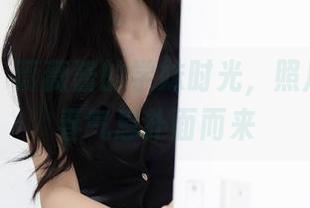秀人网 - 薇薇酱的学妹时光，照片里的青春气息扑面而来