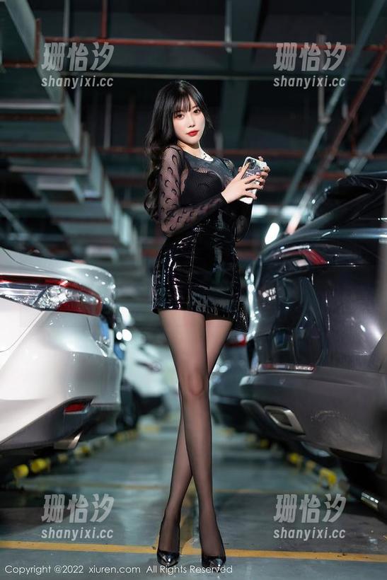 秀人网 - 趁热拿铁latte的美脚，图册值得一看——免费放送中！